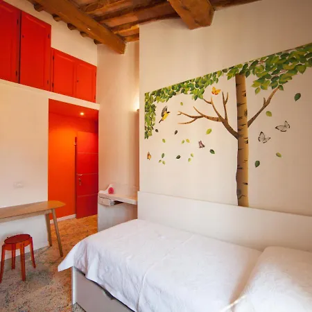 Apartment Pollock Attic In Historic City Center